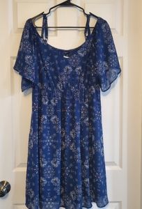 Torrid size 0 cold shoulder medallion dress